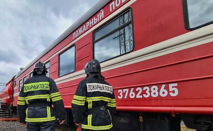 На ж/д в Москве неизвестный поджог оборудование в районе Очаково-Матвеевское