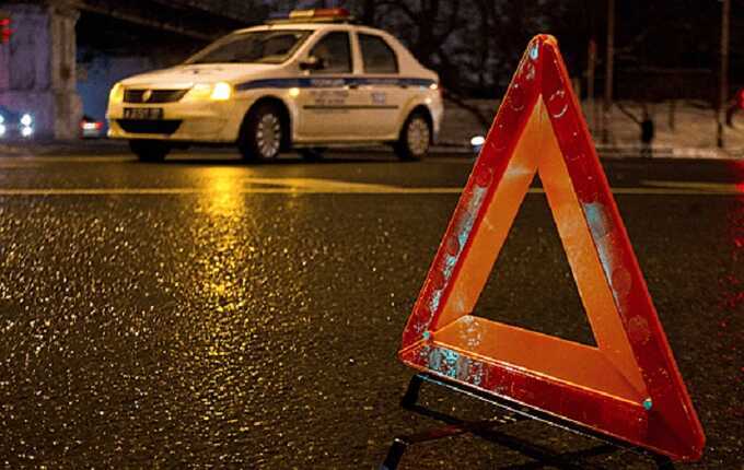 В Москве столкнулись два автомобиля такси